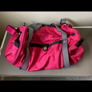 Lululemon Seawheeze High Mileage Duffel Bag EUC